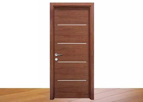 Erhöhung der Arbeitsbereiche mit Holzfurnier -Innentüren