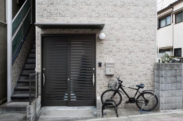  Aluminium_door_for_room.jpg 