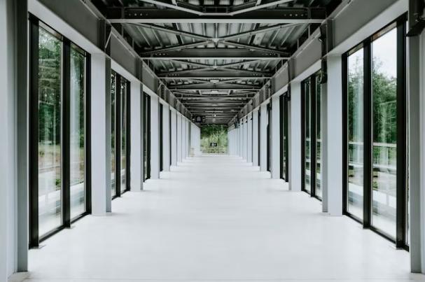  Aluminium_glass_swing_door.jpg 