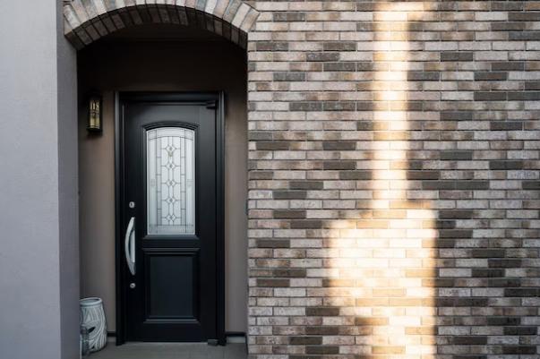  exterior_aluminium_storm_doors.jpg 